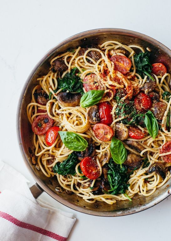 Cherry Tomato and Mushroom Pasta
