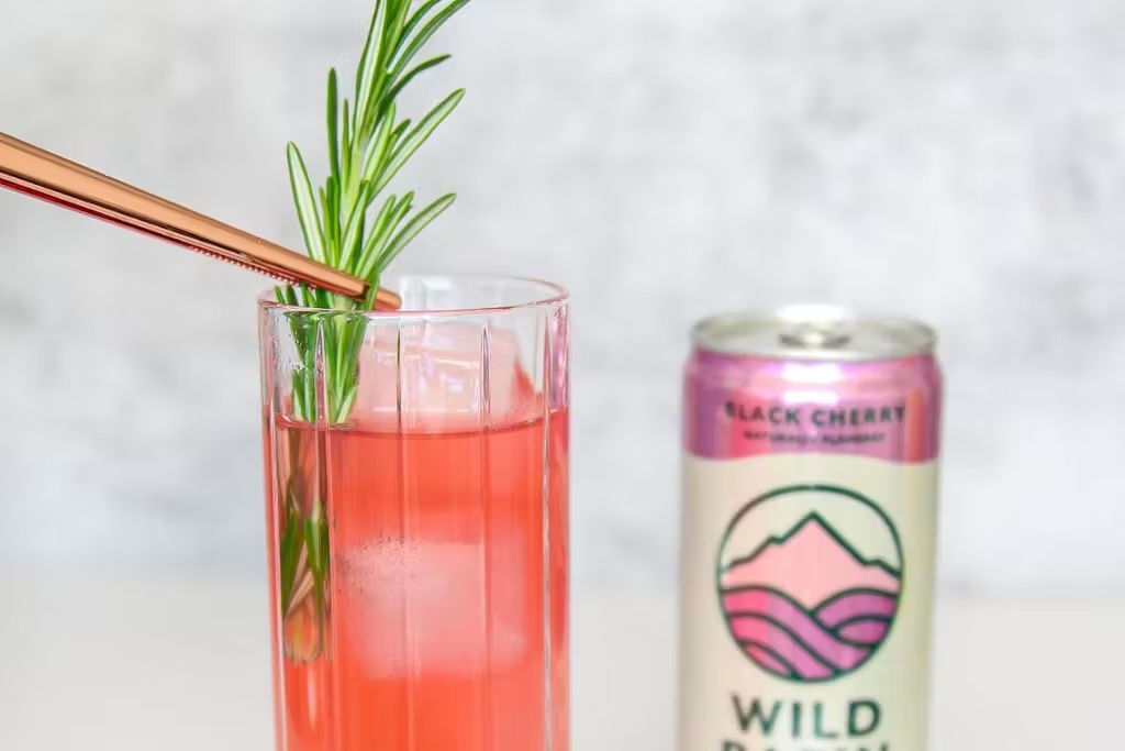 18 Refreshing Spritz Recipes Perfect for Summer