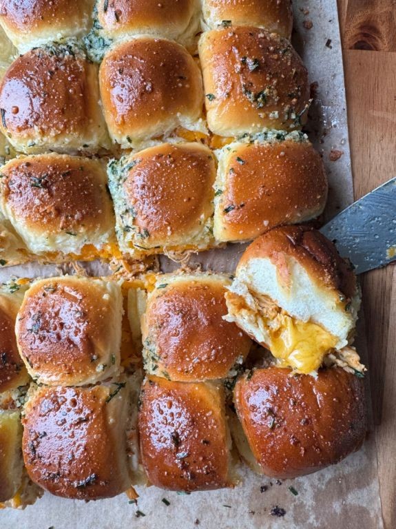 20 Delicious Chicken and Cheese Recipes for Every Occasion