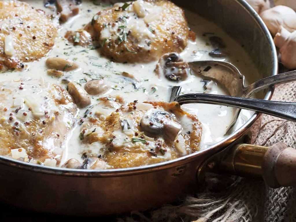18 Creamy Chicken and Mushroom Soup Recipes Deliciously Comforting
