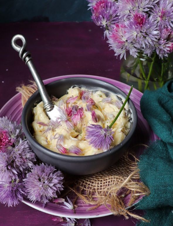 18 Flavorful Chive Blossom Recipes for Every Season