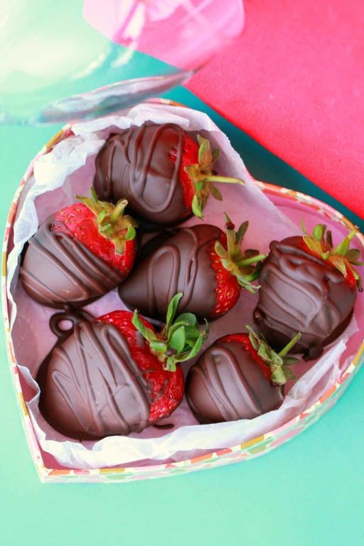 Chocolate Covered Strawberries (Vegan)