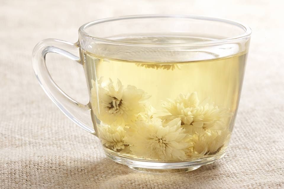 Chrysanthemum and Ginger Tea
