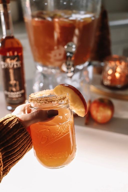 Cinnamon Apple Vodka Gimlet