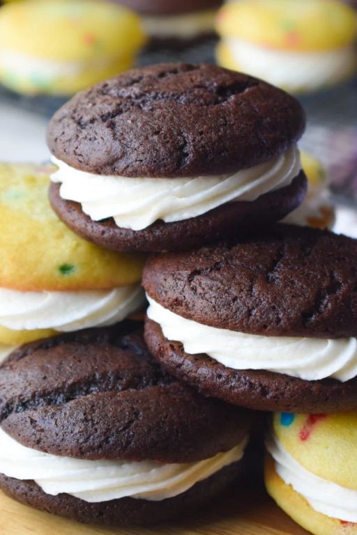 Classic Chocolate Whoopie Pies with Cake Mix