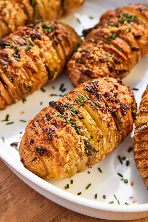 Classic Garlic Butter Hasselback Potatoes
