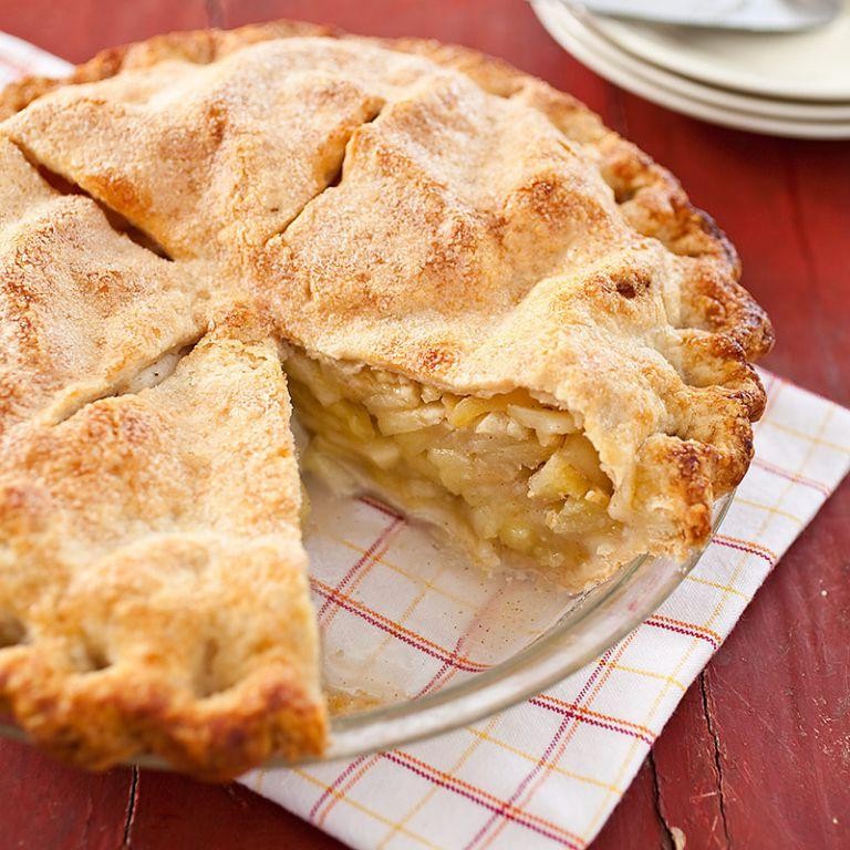 Classic Homemade Apple Pie