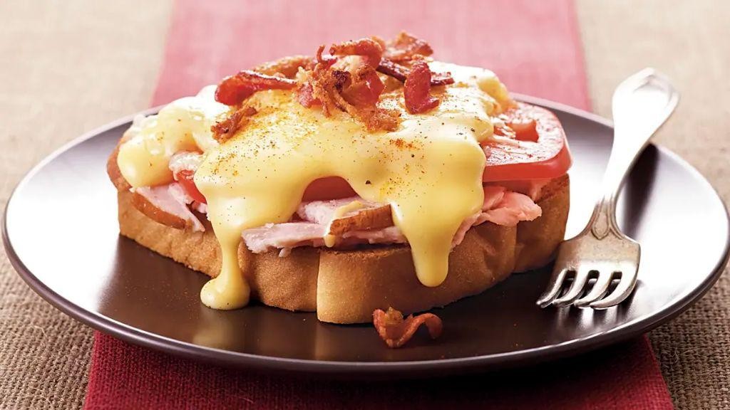 Classic Kentucky Hot Brown