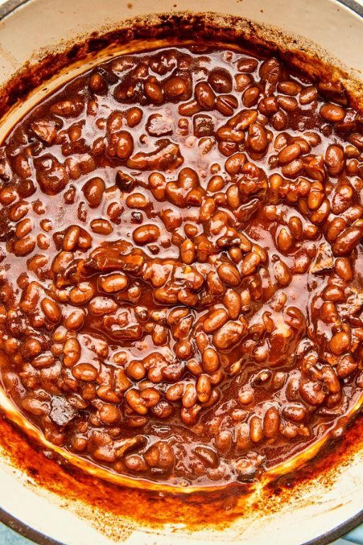 Classic Molasses Baked Beans
