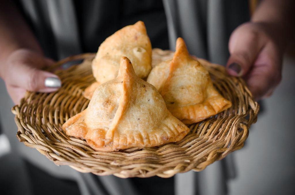 Classic Potato and Pea Samosas