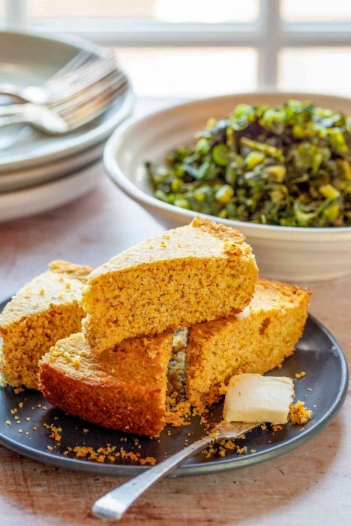 Classic Southern Cornbread