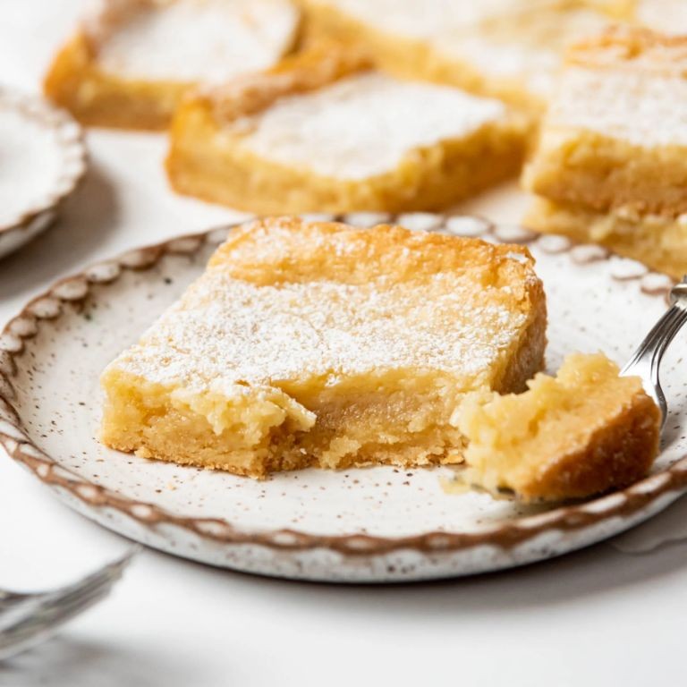 Classic St. Louis Gooey Butter Cake