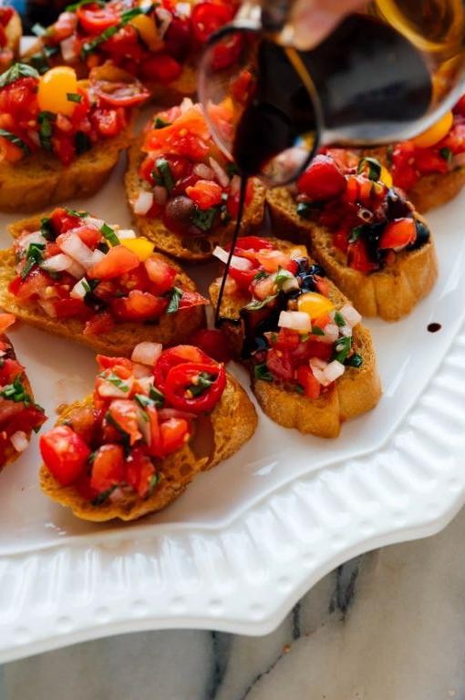 Classic Tomato and Basil Bruschetta