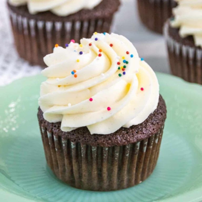 Classic Whipped Vanilla Buttercream Frosting
