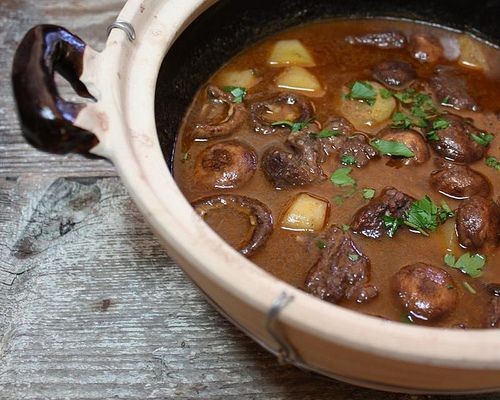 Clay Pot Beef Stew with Red Wine