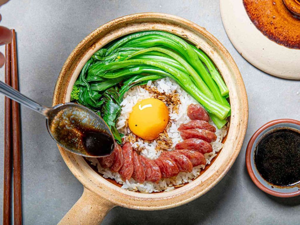 Clay Pot Rice with Chinese Sausage