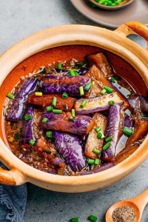 Clay Pot Spicy Eggplant