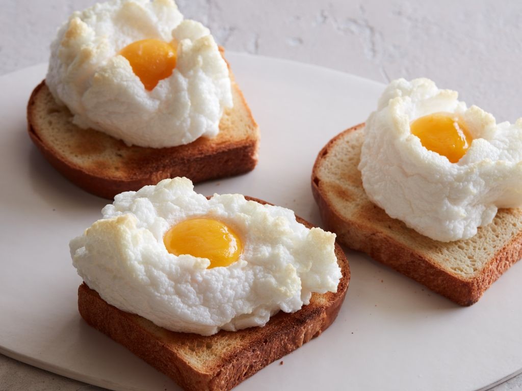 Cloud Eggs with Whipped Egg Whites