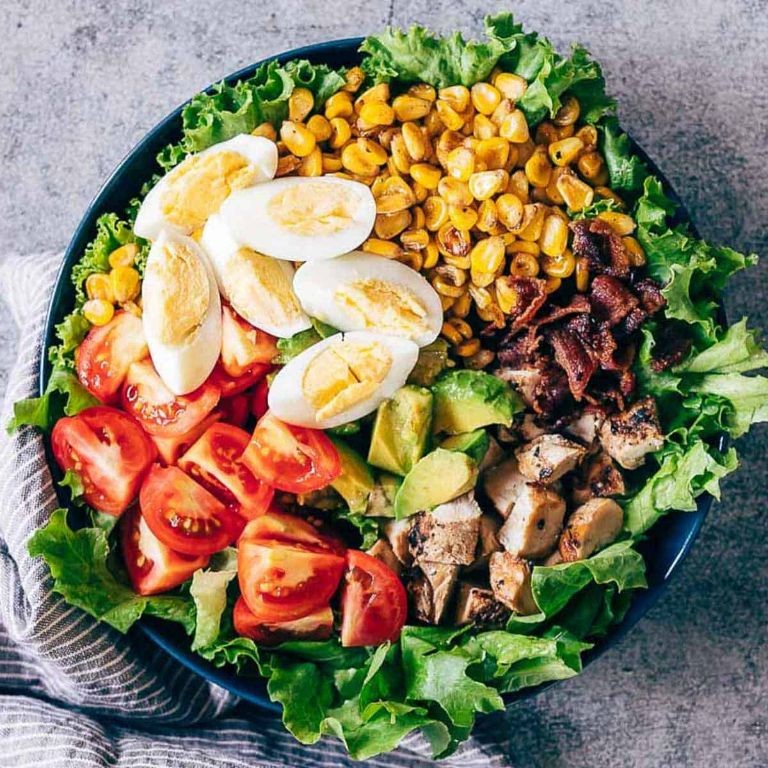 Cobb Salad with Avocado and Blue Cheese
