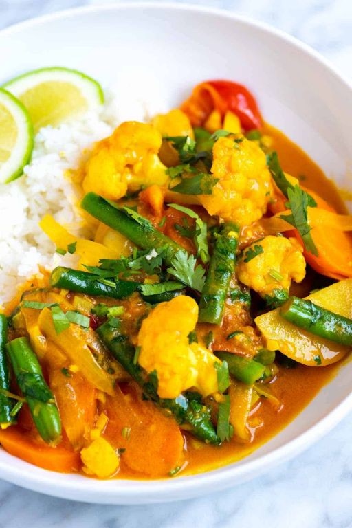 Coconut Curry Gravy with Ginger