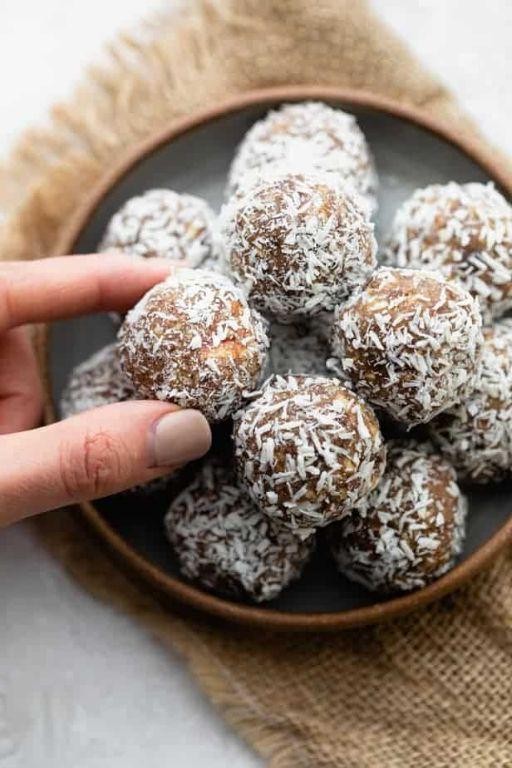 Coconut Date Balls