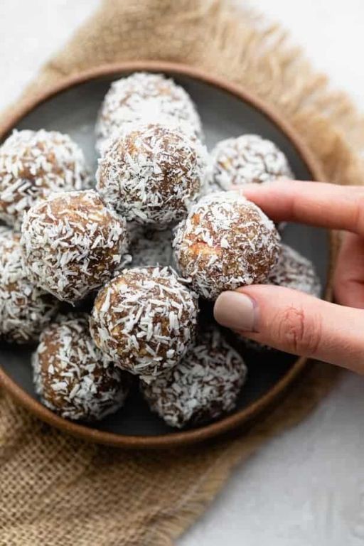 Coconut Date Energy Balls