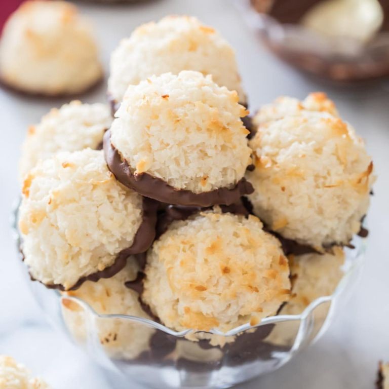 Coconut Sugar Spun Macaroons
