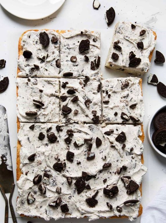 Cookies and Cream Chocolate Sheet Cake