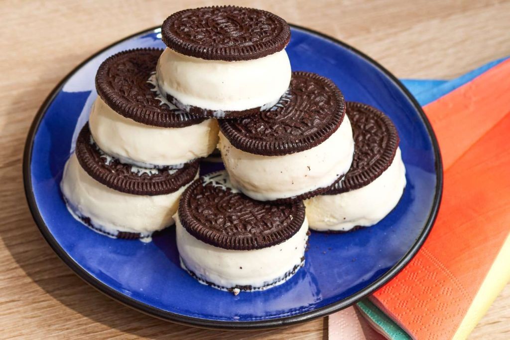 Cookies and Cream Ice Cream Sandwich with Oreo Cookies