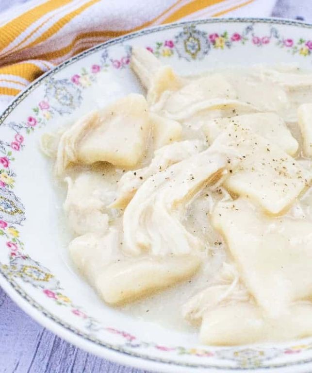 Copycat Cracker Barrel Chicken and Dumplings
