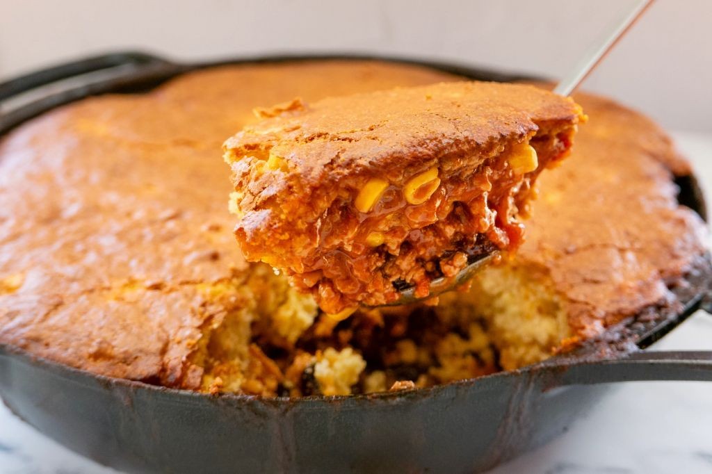 Cornbread Chili Pie with Ground Beef