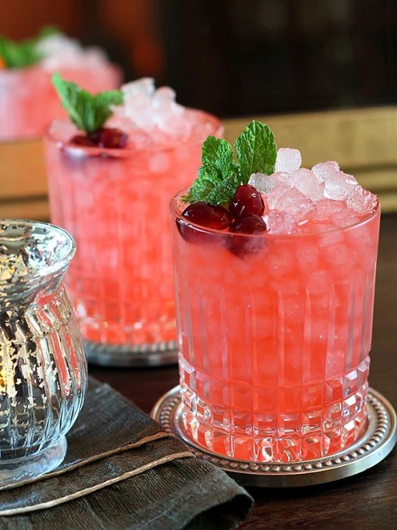 Cranberry Sage Gin Fizz