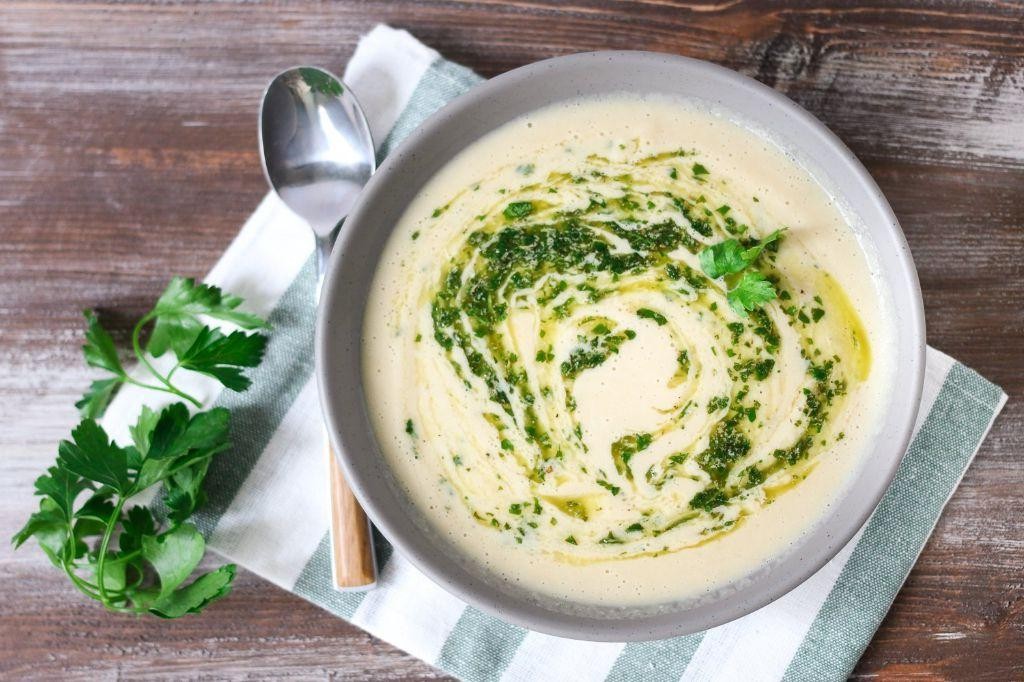 Cream of Celery and Cauliflower Soup