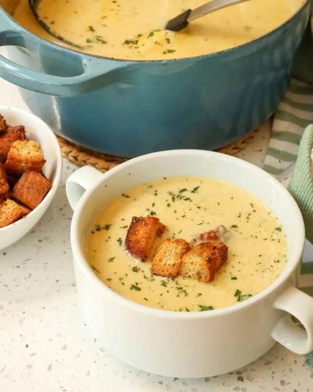 Cream of Celery with Croutons