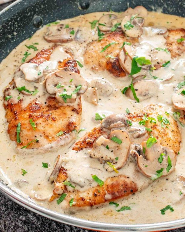 Creamy Garlic Mushroom Chicken