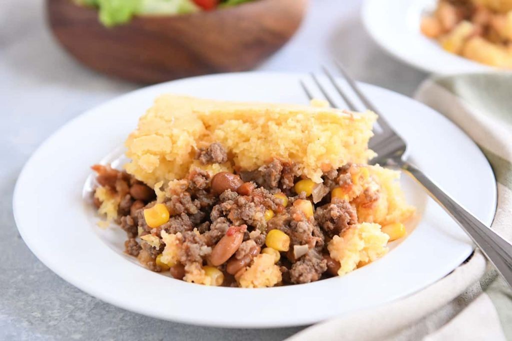 Creamy Ground Beef and Cornbread Casserole