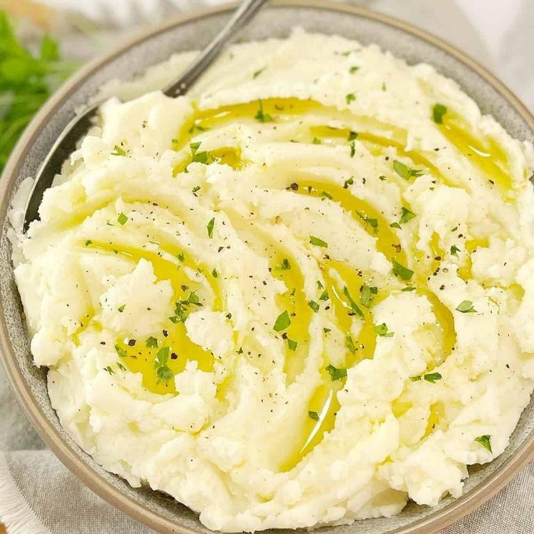 Creamy Truffle Oil Mashed Potatoes