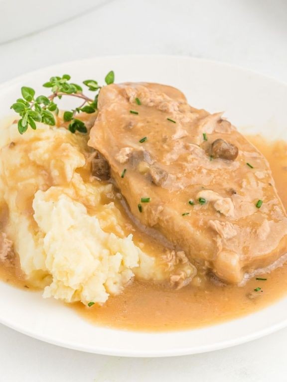 Crock Pot Creamy Mushroom Pork Steaks