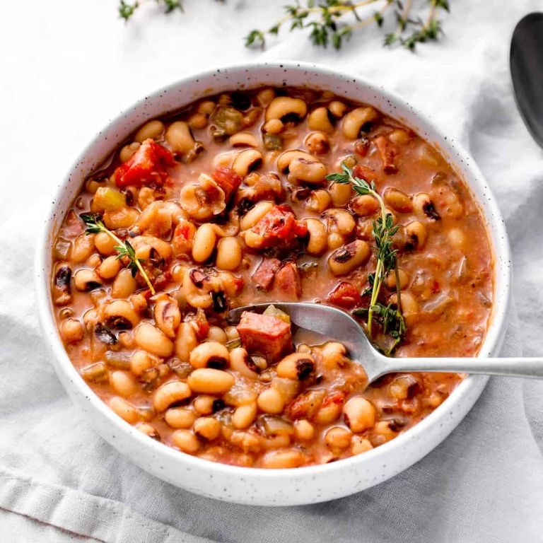 Crockpot Sausage and Black-Eyed Peas