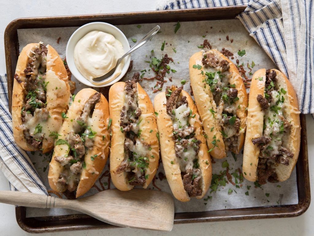 Cube Steak and Gravy Sandwiches
