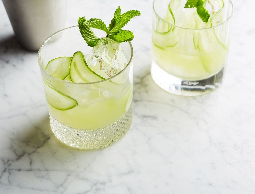 18 Refreshing Liquor Recipes for Every Occasion