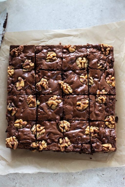 Decadent Brownies with Walnuts