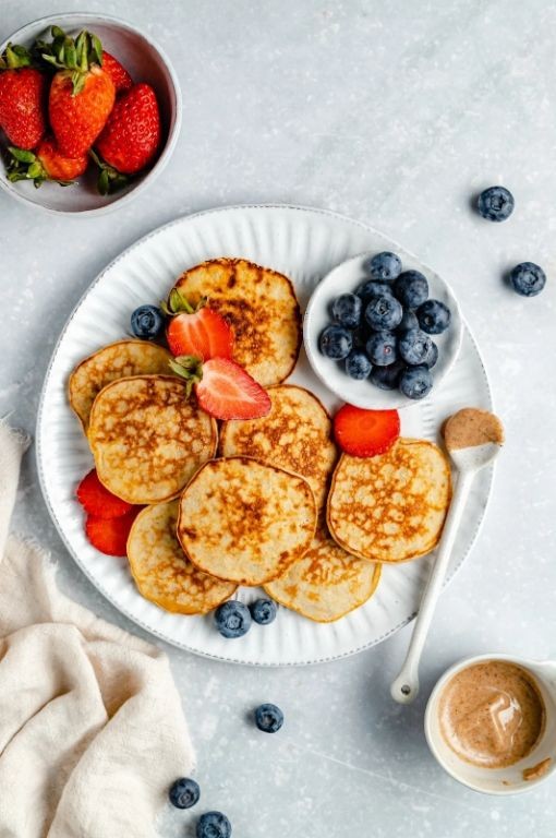 Easy 4 Ingredient Pancakes