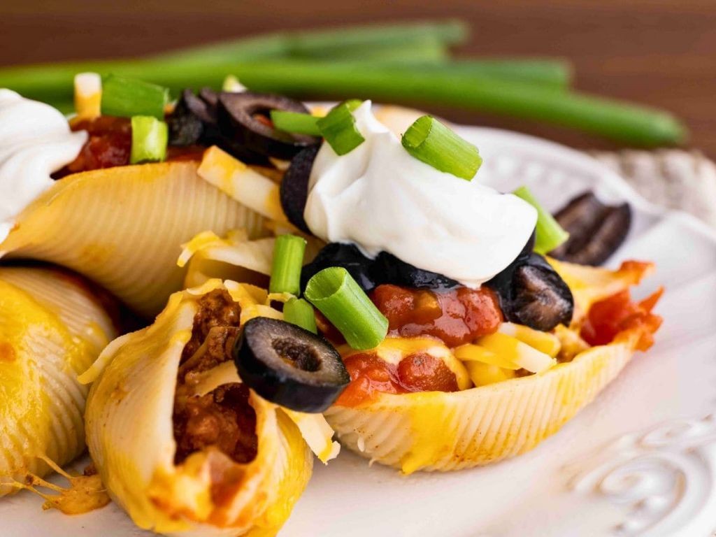 Easy Cheesy Taco Stuffed Shells