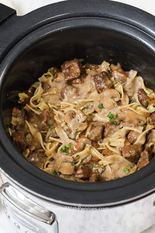 Easy Crock Pot Beef Stroganoff