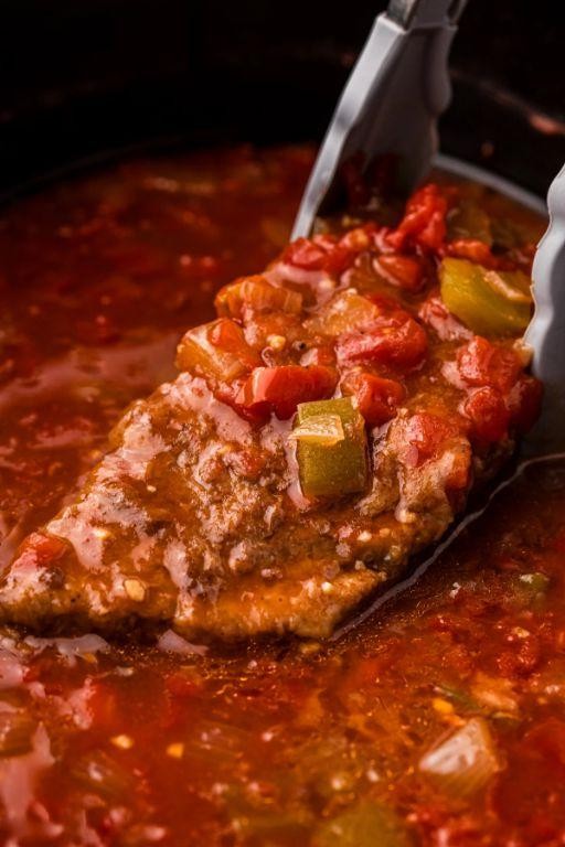 Easy Slow Cooker Swiss Steak