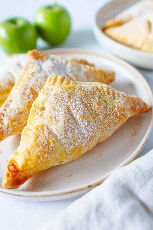Easy Vegan Puff Pastry Apple Turnovers