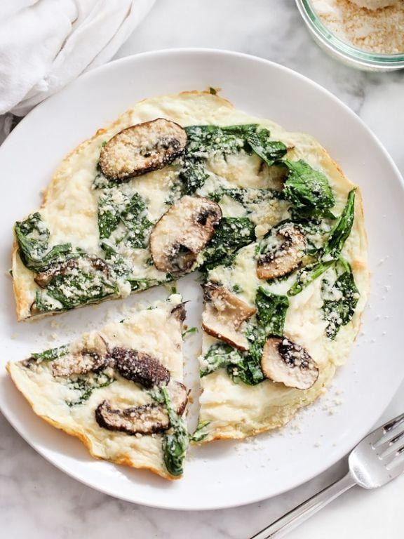 Egg White Omelette with Spinach and Mushrooms