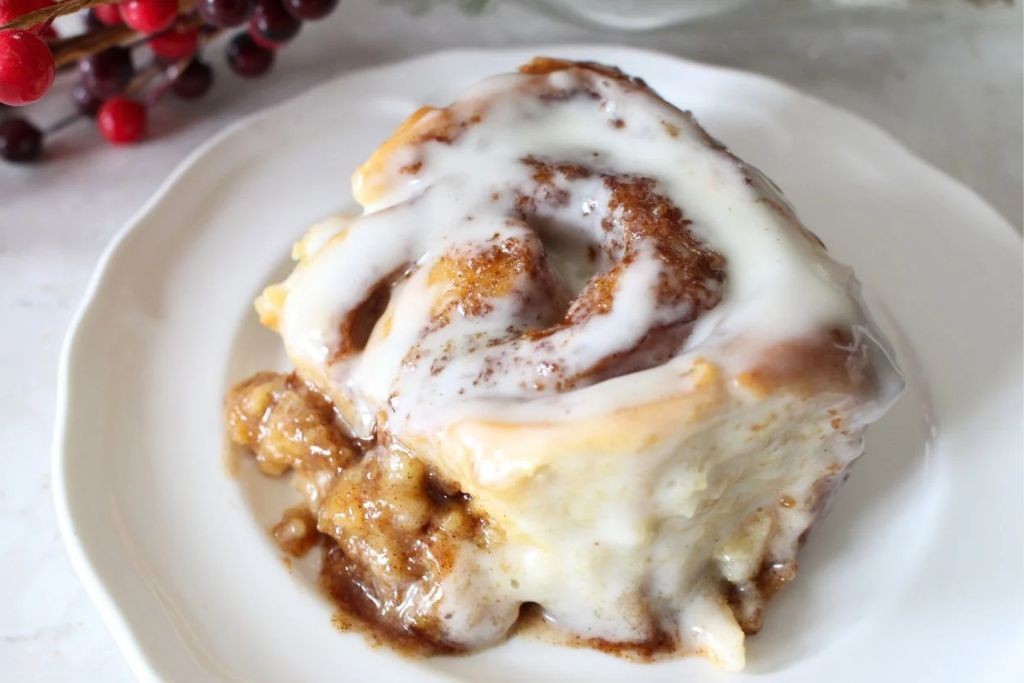 Einkorn Cinnamon Rolls