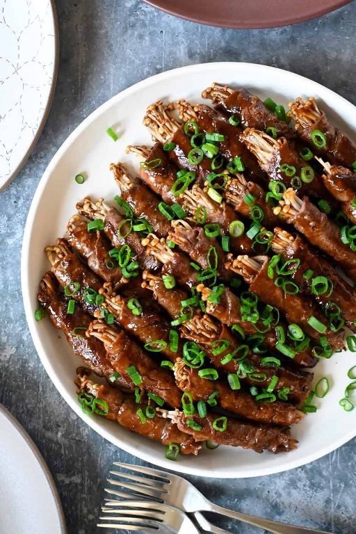Enoki Mushroom and Beef Rolls